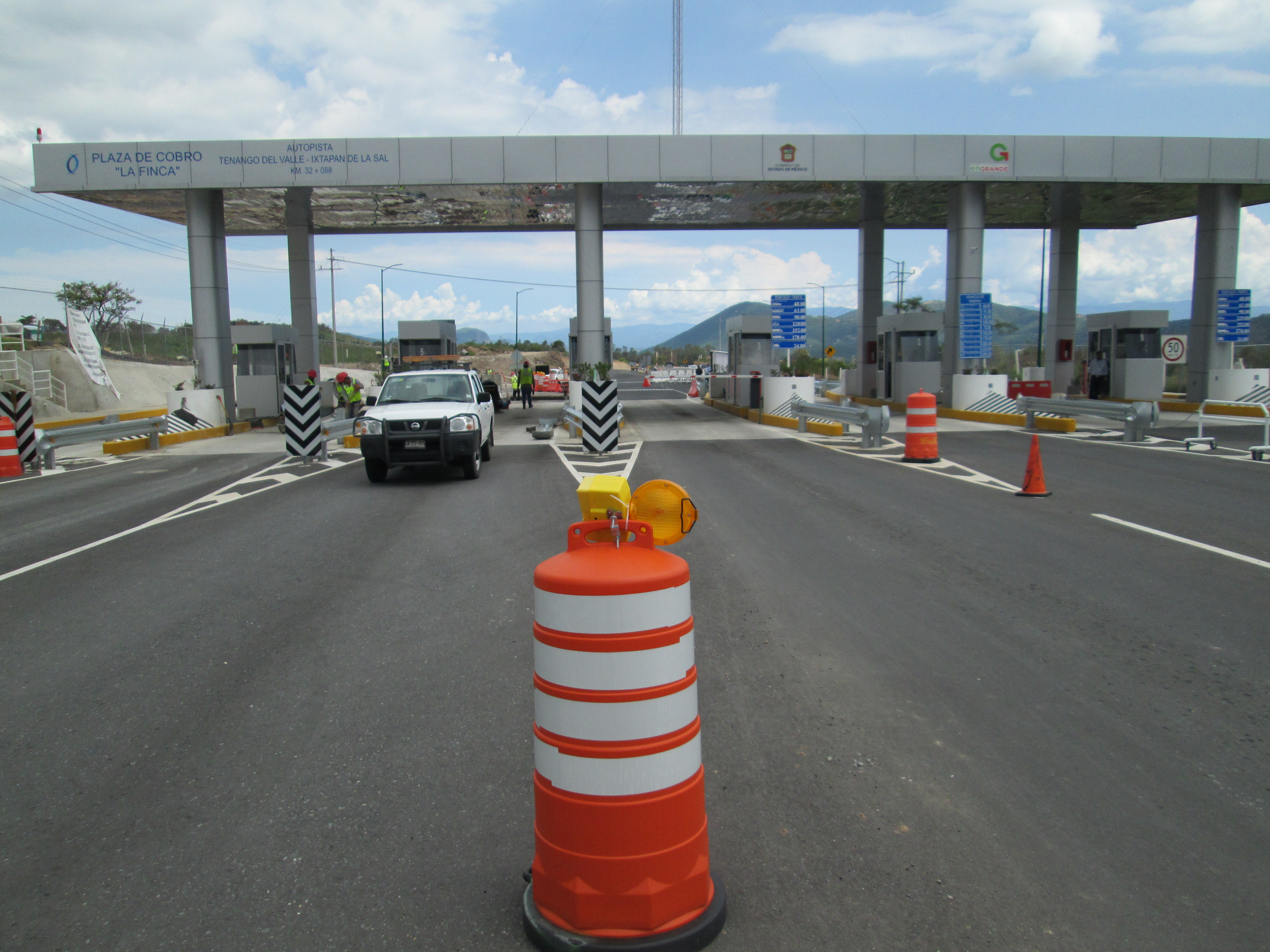Implantación de los sistemas de Peaje y Telepeaje en la nueva plaza de la autopista “La Marquesa-Lerma - T2” en México